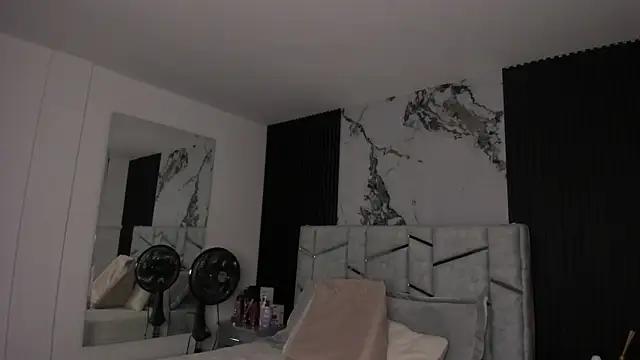 daniiphoeniixx online show from 03/03/25, 07:28