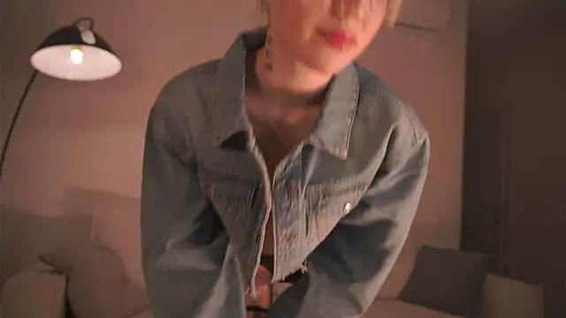 alittlestarrr online show from 01/28/25, 02:53