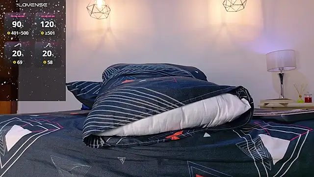 Snapshot of 1Tommy9 chatting on 02/18/25, 10:58 1Tommy9 online show from 02/18/25, 10:58