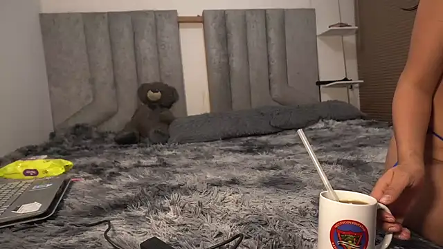 Snapshot of womantall99 chatting on 01/08/26, 11:56 womantall99 online show from 01/08/26, 11:56