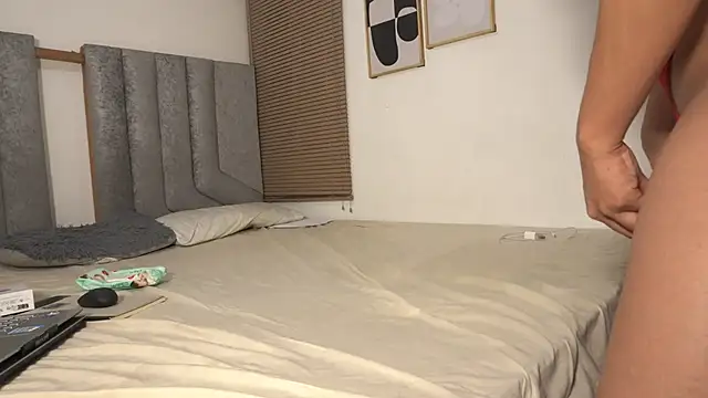 Snapshot of womantall99 chatting on 03/02/26, 11:28 womantall99 online show from 03/02/26, 11:28