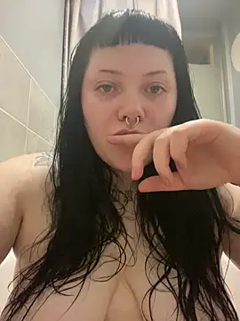 Gothicsiren online show from 12/28/24, 07:43