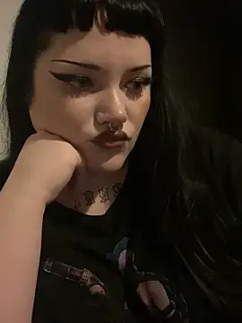 Gothicsiren online show from 01/05/25, 01:35