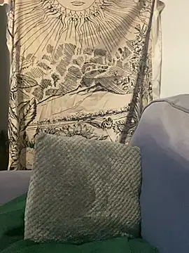 Gothicsiren online show from 02/21/25, 12:28