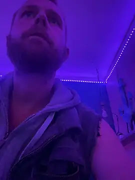 bjay1210 online show from 02/17/26, 07:05