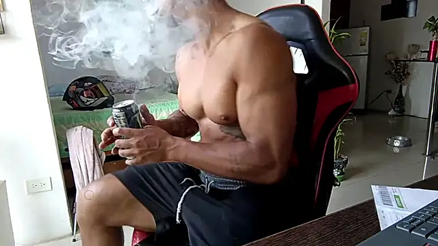 Adam Valenciia online show from 04/12/26, 04:23