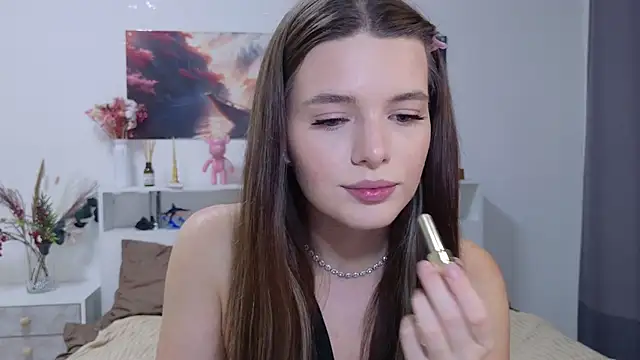 Nellie Medina online show from 10/28/25, 08:11