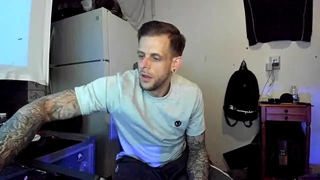 JamesMichael88 online show from 03/23/25, 01:42