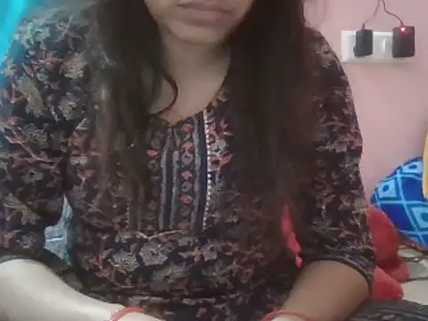 Hot-shanvi online show from 03/08/25, 09:50