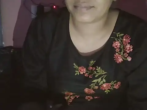 Hot-shanvi online show from 10/05/25, 06:12