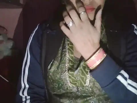 Hot-shanvi online show from 01/07/26, 04:31