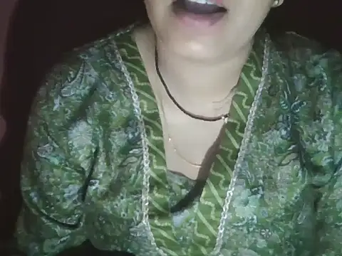 Hot-shanvi online show from 02/21/26, 01:17