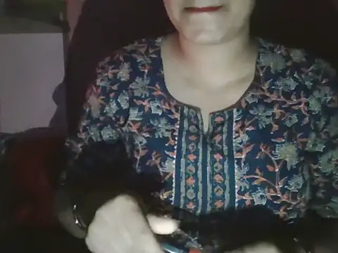 Hot-shanvi online show from 03/08/26, 04:33