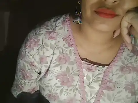 Hot-shanvi online show from 04/19/26, 05:34