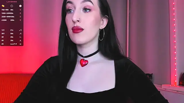 Miss Alice   online show from 01/25/25, 12:38