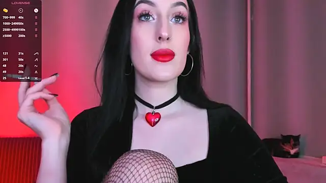 Miss Alice   online show from 01/25/25, 11:11