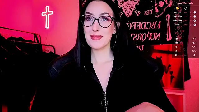 Miss Alice   online show from 02/05/26, 01:10