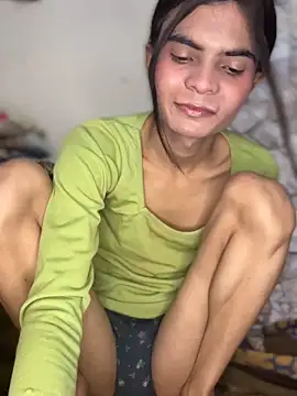 Enna Zarza  online show from 04/03/26, 06:11