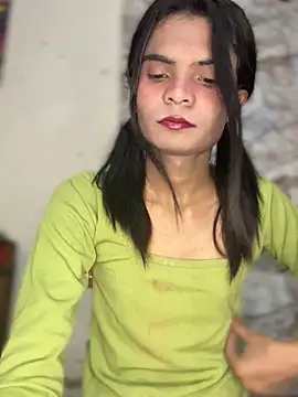 Enna Zarza  online show from 04/09/26, 06:52