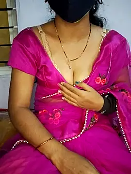 lovelygirl4567 online show from 02/18/25, 03:10