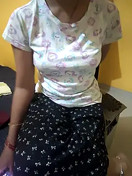 lovelygirl4567 online show from 09/18/25, 02:52