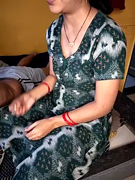 lovelygirl4567 online show from 09/23/25, 04:04