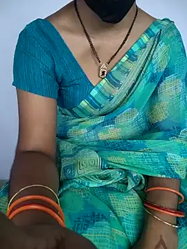 lovelygirl4567 online show from 03/12/26, 06:19