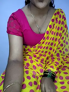 lovelygirl4567 online show from 04/04/26, 06:05