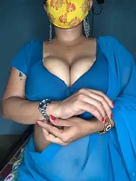 Lovely-Shivani online show from 09/30/25, 06:24