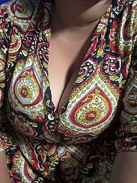 Lovely-Shivani online show from 02/07/26, 06:11