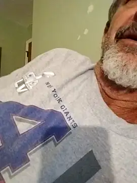 Snapshot of Cloudin_around chatting on 03/02/25, 11:29 Cloudin around online show from 03/02/25, 11:29