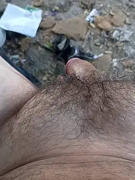 Snapshot of Cloudin_around chatting on 10/03/25, 10:51 Cloudin around online show from 10/03/25, 10:51