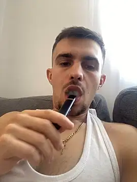 Snapshot of Demonpull69 chatting on 03/04/25, 10:24 Demonpull69 online show from 03/04/25, 10:24