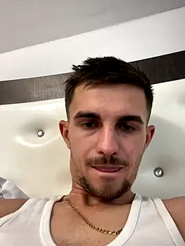 Snapshot of Demonpull69 chatting on 10/06/25, 09:07 Demonpull69 online show from 10/06/25, 09:07