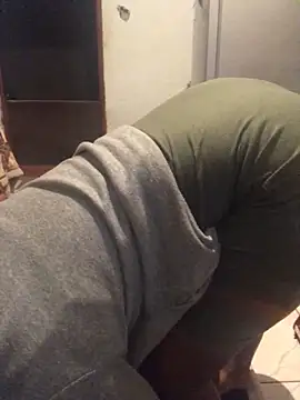 MKbesxxx online show from 10/30/25, 08:31