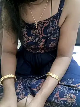 Tamil Vishalini online show from 01/12/25, 08:04