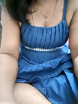 Tamil Vishalini online show from 11/30/25, 04:22