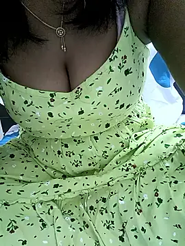 Tamil Vishalini online show from 01/07/26, 04:26