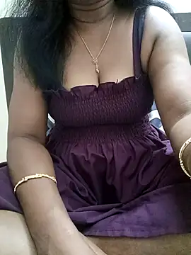Snapshot of Tamil_Vishalini chatting on 05/03/26, 05:08 Tamil Vishalini online show from 05/03/26, 05:08