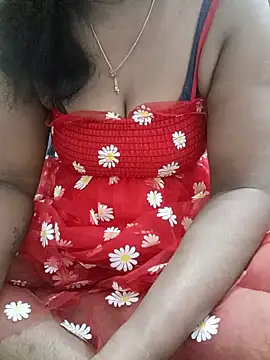 Snapshot of Tamil_Vishalini chatting on 05/16/26, 05:26 Tamil Vishalini online show from 05/16/26, 05:26
