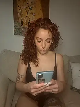 Snapshot of LollyJek_ chatting on 01/15/26, 06:00 LollyJek online show from 01/15/26, 06:00