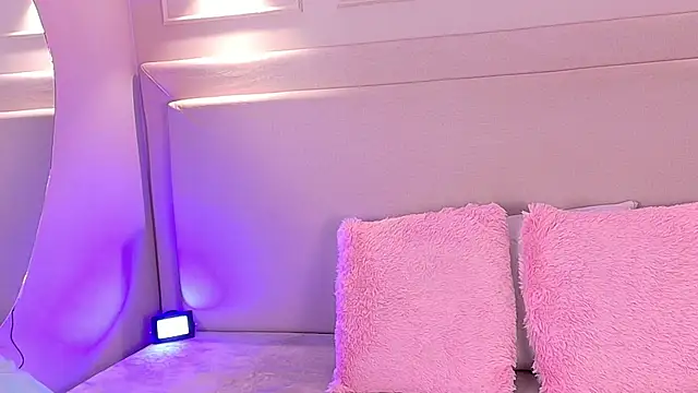 NickyBelmonth online show from 09/11/25, 12:05