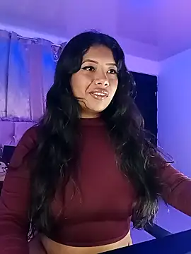 Snapshot of PaulaOrtiz_1 chatting on 02/06/25, 11:10 PaulaOrtiz 1 online show from 02/06/25, 11:10