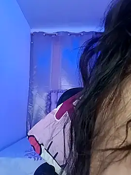 Snapshot of PaulaOrtiz_1 chatting on 02/19/25, 02:12 PaulaOrtiz 1 online show from 02/19/25, 02:12