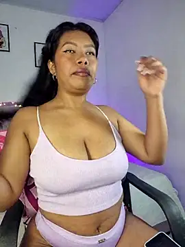 Snapshot of PaulaOrtiz_1 chatting on 05/15/26, 12:45 PaulaOrtiz 1 online show from 05/15/26, 12:45