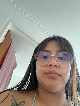 Snapshot of Gretta_Hot chatting on 10/30/25, 06:52 Gretta Hot online show from 10/30/25, 06:52