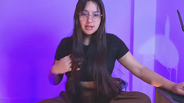 Gretta Hot online show from 11/05/25, 04:29