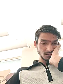 Tarun 0026 online show from 10/23/25, 06:02