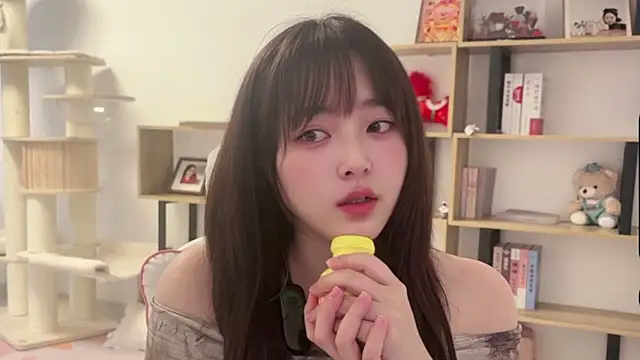 Chenjing0 online show from 03/21/26, 12:54