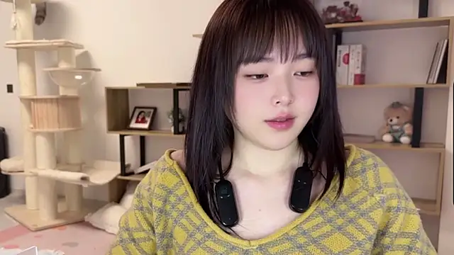 Chenjing0 online show from 03/25/26, 12:55